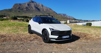 Review: Volvo EX30 Cross Country