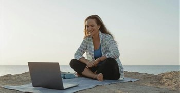 The best hires don&#x2019;t wait for January, and neither should recruiters