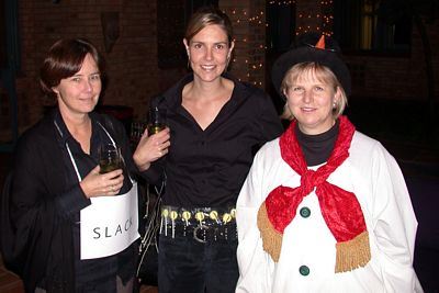 Starcom turns a stellar six