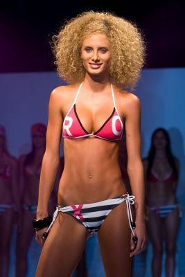 Sports Illustrated New Model Search