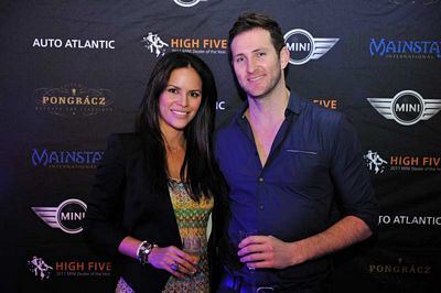 Ana Cunya, Dylan Bradfield