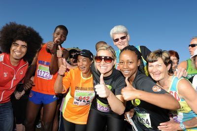 94.5 Kfm presenters Keri Miller and Elana Afrika get ready for the 10km run