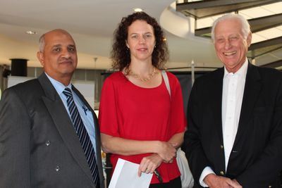 Yasin Johnson (Northlink College Work placement Officer), Liezl Thiart (CTP Newspaper) and Gordon Metter (Deputy President Cape Chamber of Commerce)