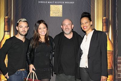 Christiaan Gabriel Du Toit, Jen Su, Malcolm Klûk, guest