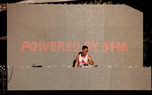 Photo: Neal Tosefsky (Overexposed)