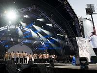 Castle Lite's Extra Cold Music concert