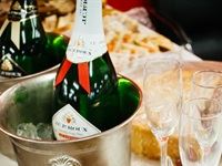 32 Clothing bloggers launch