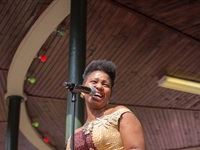 Kaya FM Celebrated Mothers at the Zoo