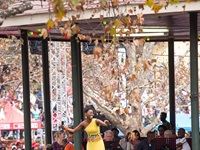 Kaya FM Celebrated Mothers at the Zoo