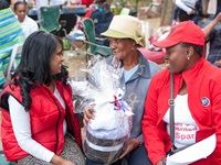 Kaya FM Celebrated Mothers at the Zoo