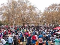 Kaya FM Celebrated Mothers at the Zoo