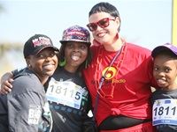 ECR's Jane Linley-Thomas meeting fans and taking #HealthySelfies.