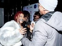 Lady X catches up with Maps