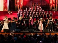 Divas Unite for a spectacular star studded women's Day