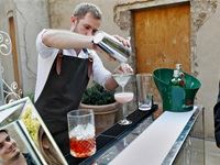 TANQUERAY&#174; Secret Garden Party