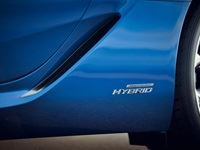 Lexus unleashes hybrid version of the LC 500