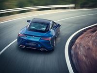 Lexus unleashes hybrid version of the LC 500