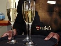 The Red Carpet Fashion Show 2016