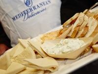 The Red Carpet Fashion Show 2016