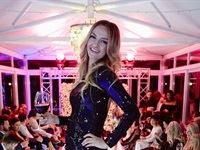 The Red Carpet Fashion Show 2016