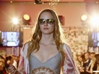 The Red Carpet Fashion Show 2016