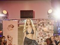 The Red Carpet Fashion Show 2016