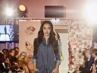 The Red Carpet Fashion Show 2016