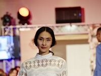 The Red Carpet Fashion Show 2016