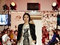 The Red Carpet Fashion Show 2016