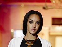 The Red Carpet Fashion Show 2016