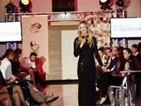 The Red Carpet Fashion Show 2016