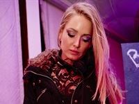 The Red Carpet Fashion Show 2016