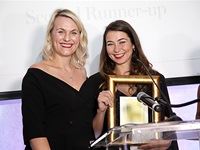 Juana Paratharys, Irina Domanchuc - Urban Decay - Second runner up for best makeup product