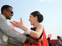 Maps Maponyane & Lalla Hirayama wearing Mna Nam by Laduma 2