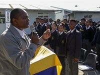 Novus donates to local school