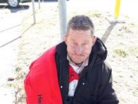 Tow truck drivers use their 67 minutes to distribute blankets