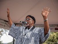 Sipho Hotstix Mabuse at Concerts in the Park