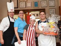 Anneke Flower and 10-year old Yazzmin won the Best Burger category with Joe Stead of Spur and Chef Corne of Prue Leith