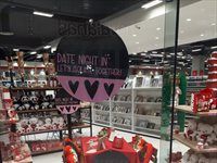 PNA – Window Display, Decorations, Visual Merchandising, Signage.