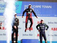 Electric atmosphere at Cape Town's first ever E-Prix